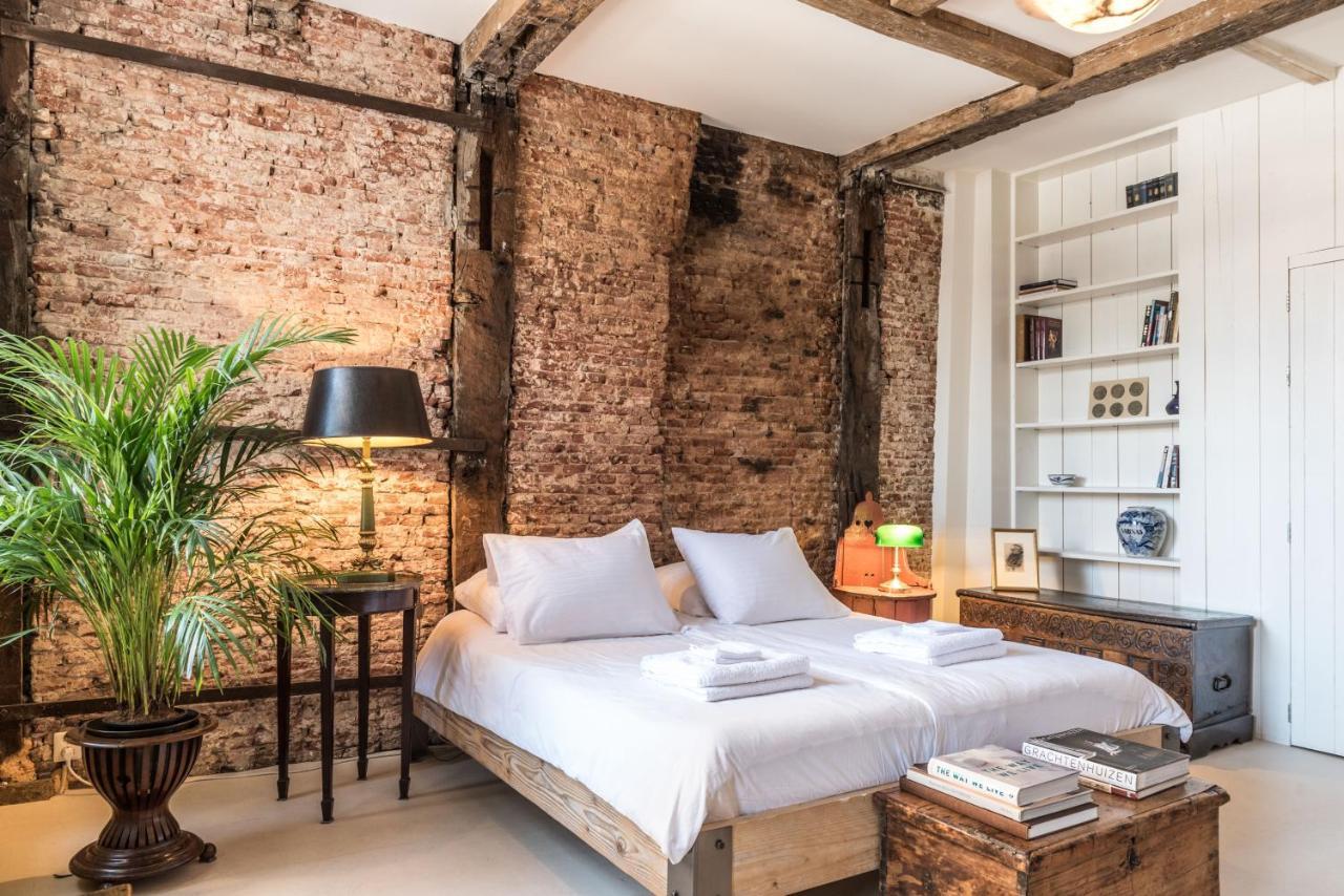 Gasthof Classy 17th C Canalhouse 3*